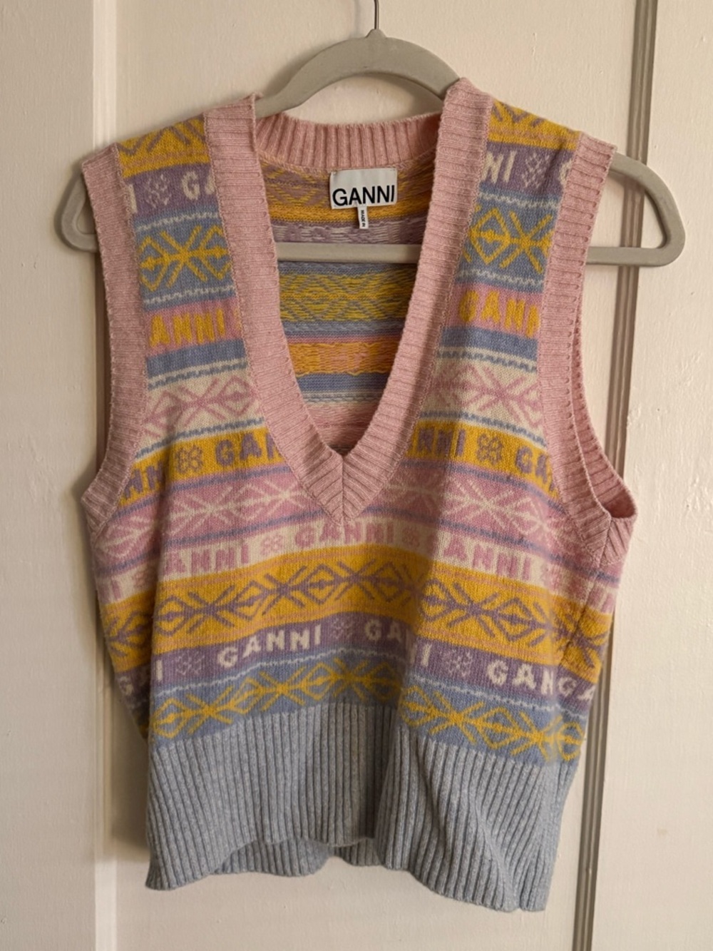 GANNI Graphic V-Neck Sweater Vest